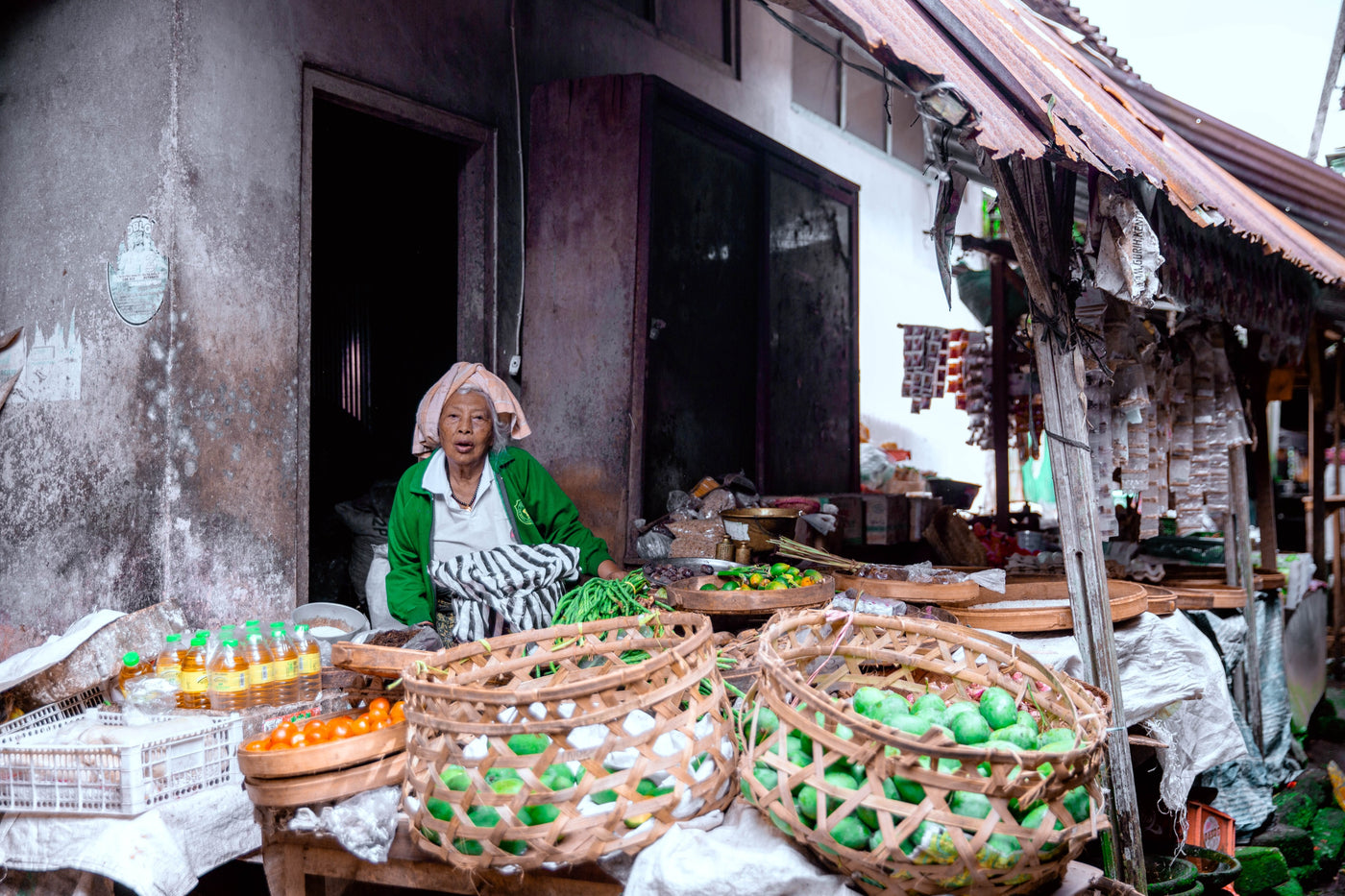 Bali people — photography by Anna Shehtova (16/28)