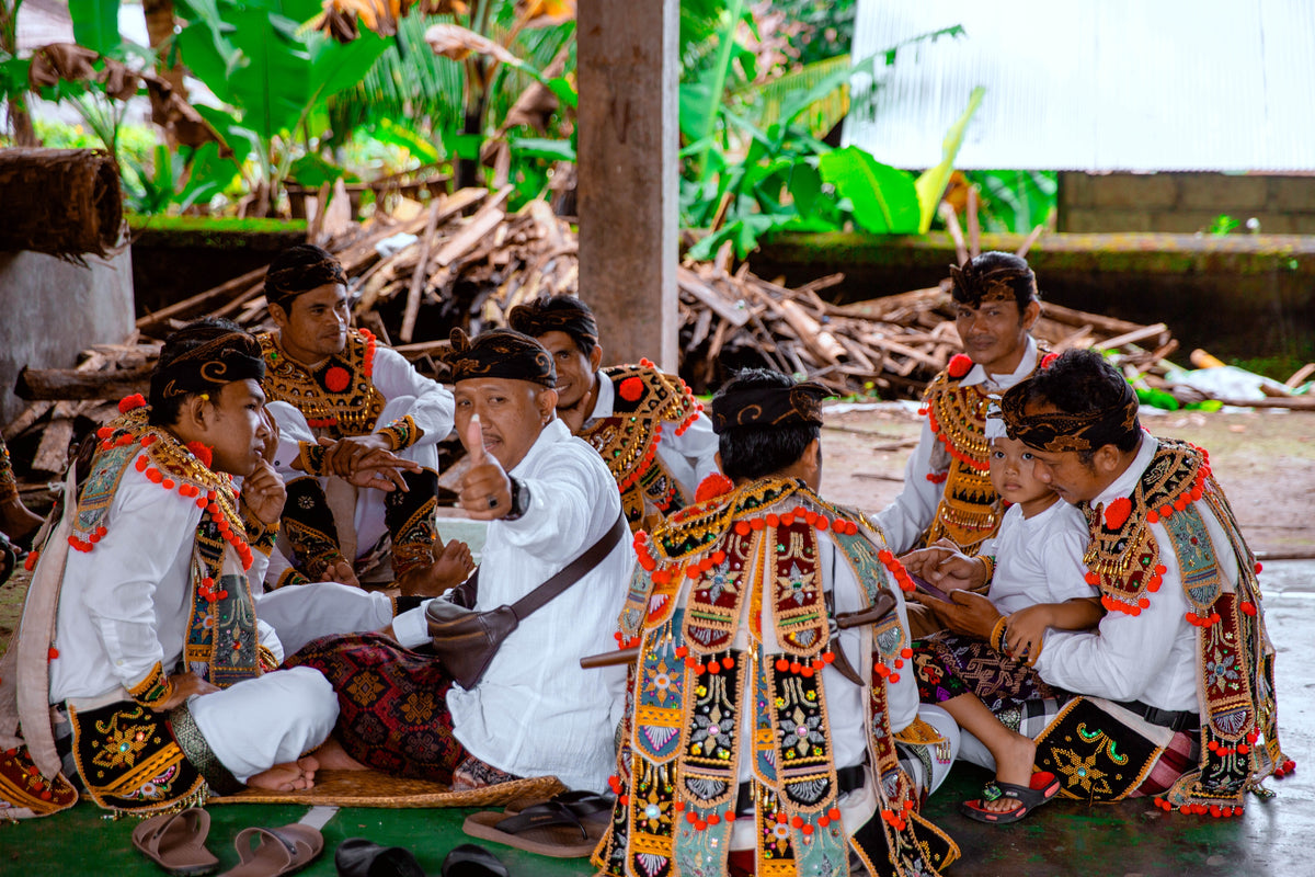 Bali people — photography by Anna Shehtova (19/28)