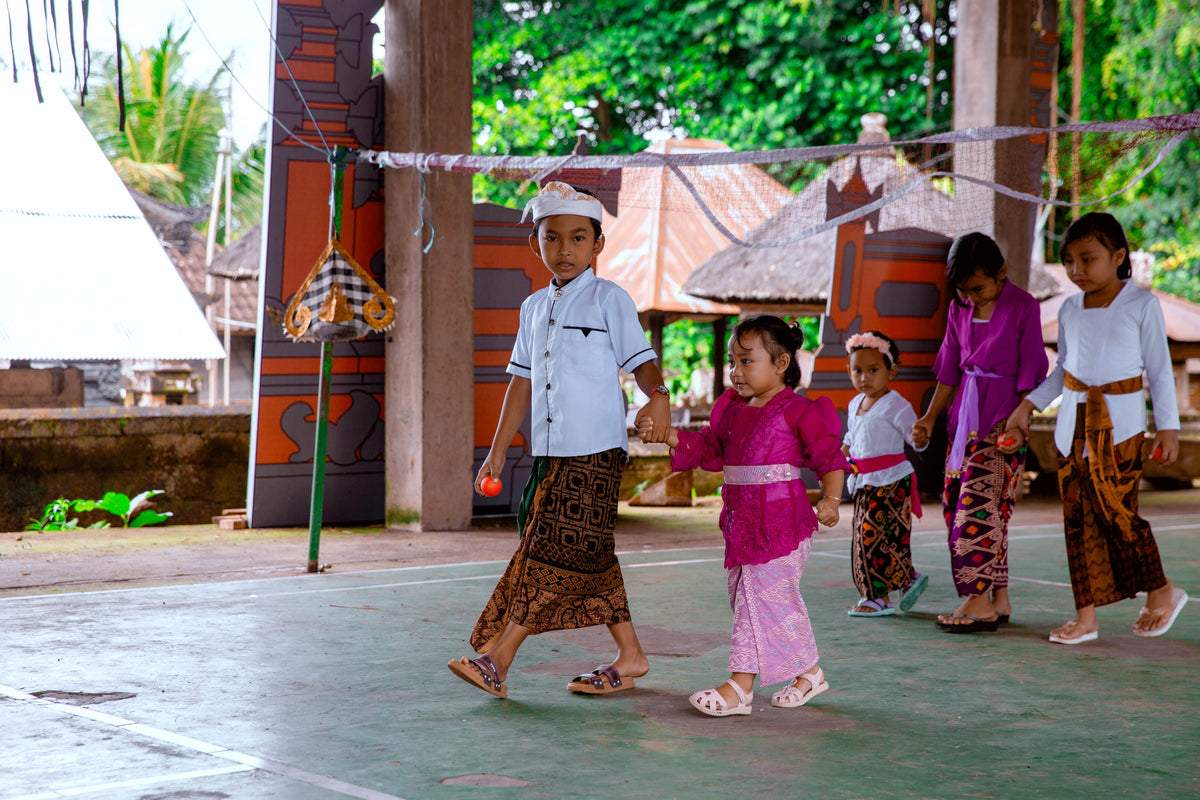 Bali people — photography by Anna Shehtova (21/28)