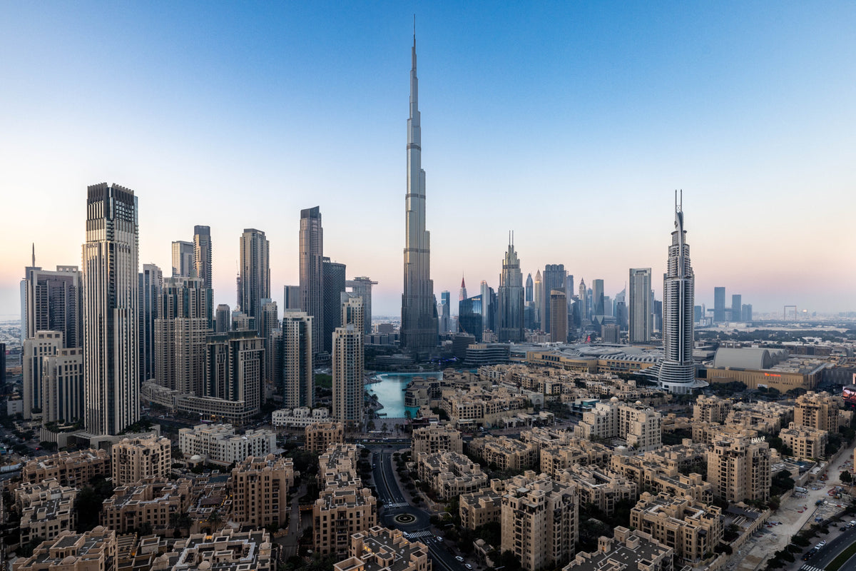 Dubai skyscrapers — photography by Anna Shehtova (11/18)