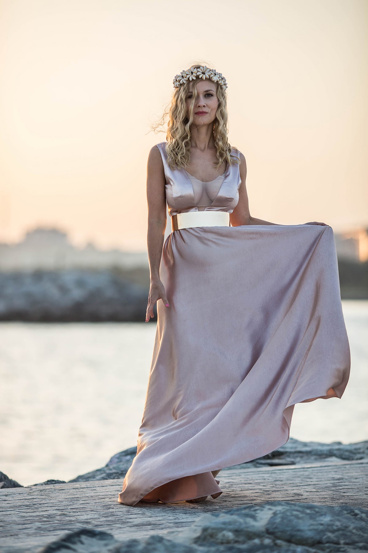 Helen of Troy or Beautiful Elena — photography by Anna Shehtova (23/38)