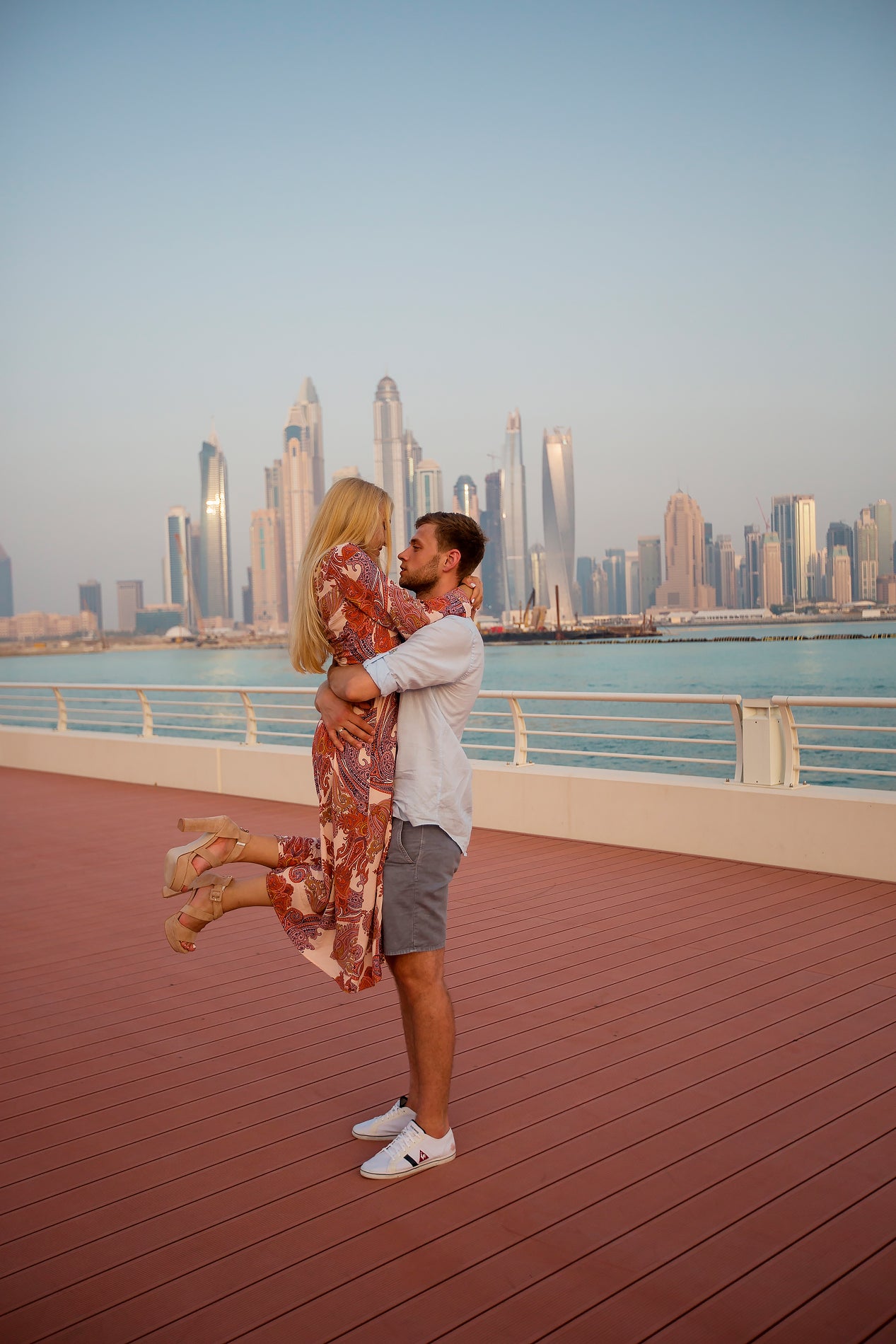 Love is in the Air — photography by Anna Shehtova (8/26)